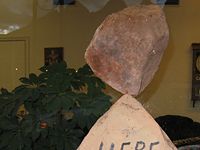 statue 1