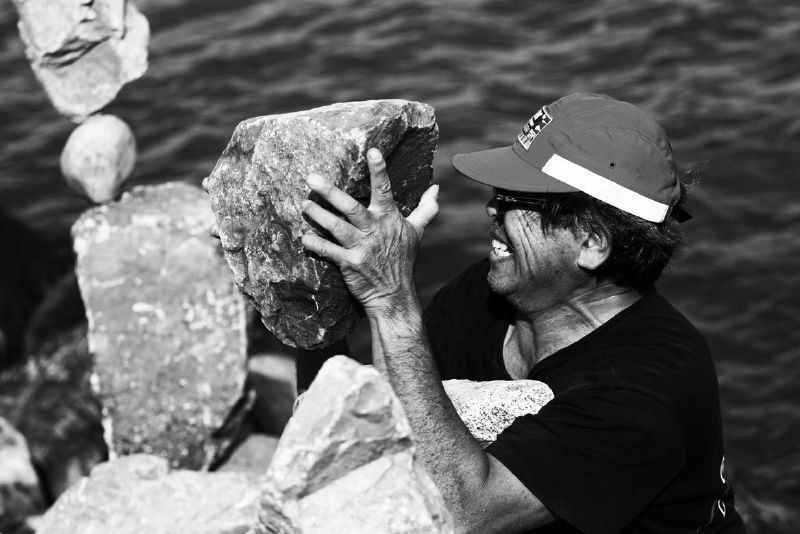 Bill Dan balancing rocks